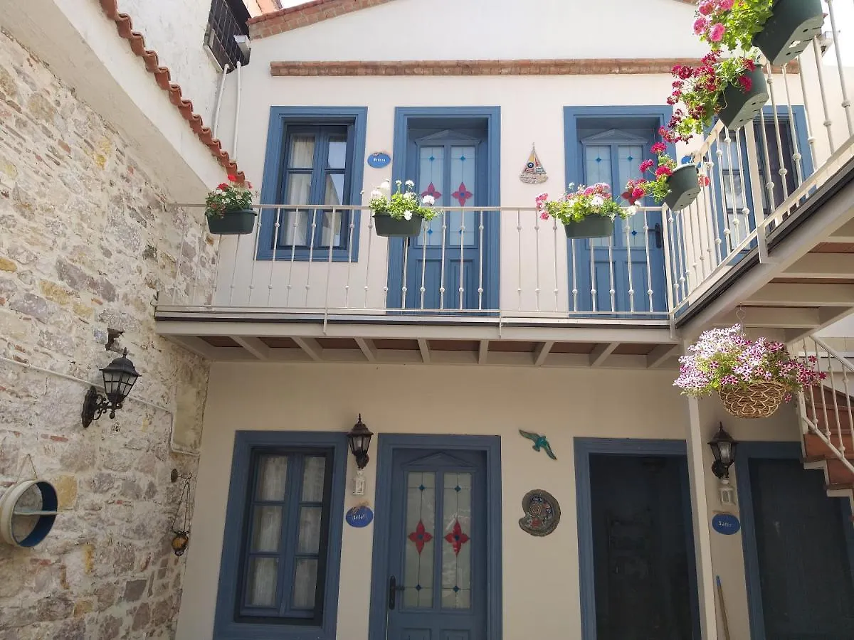 Gizemli Konak Ayvalı